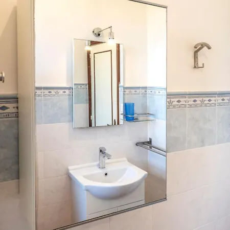 M153 - Marcelli, Nuovo Trilocale Con Terrazzo