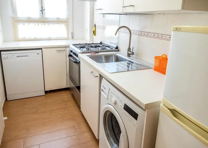 M153 - Marcelli, Nuovo Trilocale Con Terrazzo